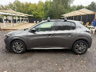 Peugeot 208 II STYLE picture 11