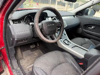 Land Rover Range Rover Evoque SE picture 22