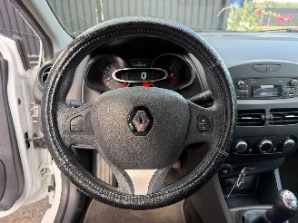 Renault Clio AUTHENTIQUE picture 24