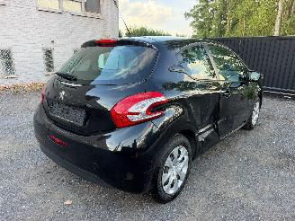 Peugeot 208 LIKE picture 17
