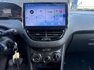 Peugeot 208 LIKE picture 27