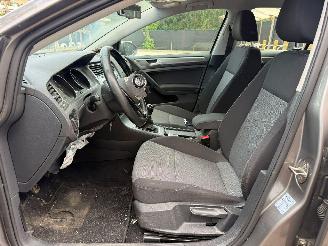 Volkswagen Golf TRENDLINE picture 18