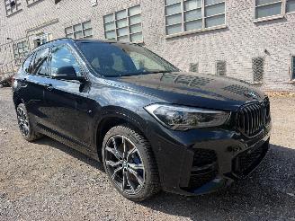 BMW X1 SDRIVE18D picture 2