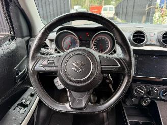 Suzuki Swift 1.3 picture 23