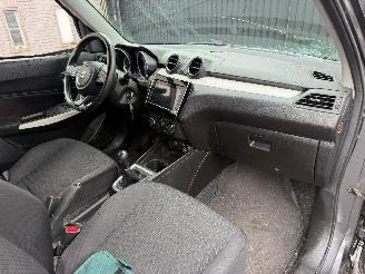 Suzuki Swift 1.3 picture 18