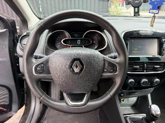 Renault Clio LIMITED picture 25