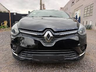 Renault Clio LIMITED picture 6
