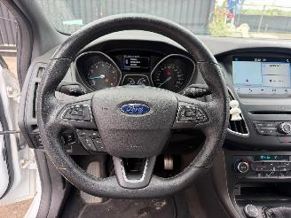 Ford Focus ST-LINE picture 24
