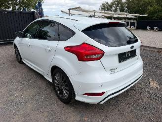 Ford Focus ST-LINE picture 11