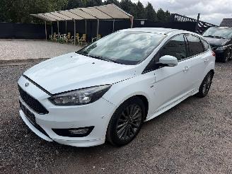 Ford Focus ST-LINE picture 9