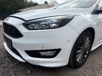 Ford Focus ST-LINE picture 8