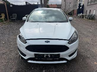 Ford Focus ST-LINE picture 7