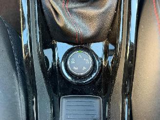 Peugeot 2008 GT LINE picture 30