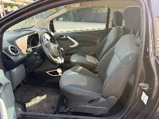 Ford Ka TITANIUM picture 18