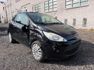 Ford Ka TITANIUM picture 2