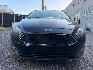 Ford Focus TREND picture 4