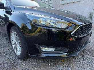 Ford Focus TREND picture 3