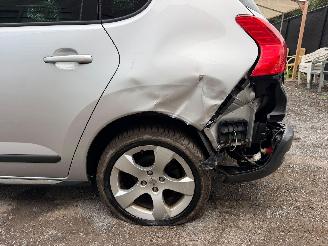 Peugeot 3008 ALLURE picture 6