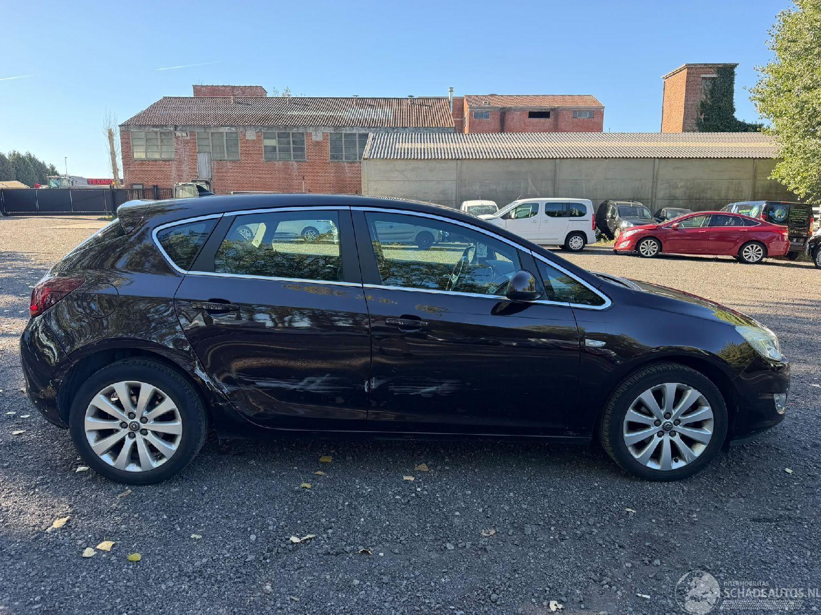 Opel Astra ACTIVE