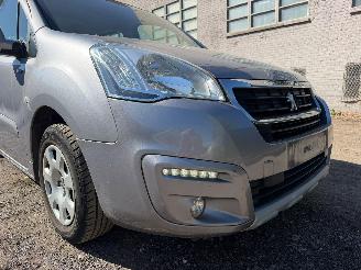 Peugeot Partner TEPEE STYLE picture 3