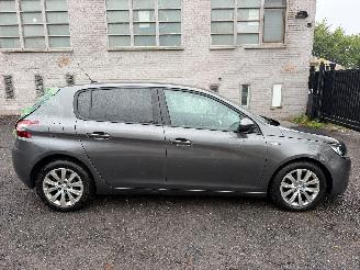 Voiture accidenté Peugeot 308 II STYLE 2017/5