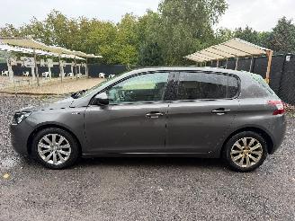 Peugeot 308 II STYLE picture 9