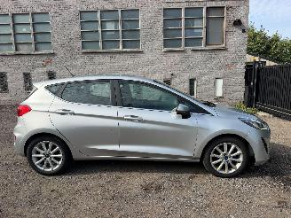  Ford Fiesta TITANIUM 2017/9