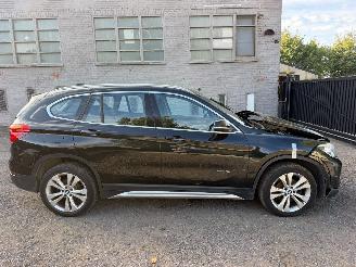 uszkodzony samochody osobowe BMW X1 SDRIVE18I 2017/9