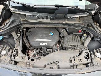 BMW 2-serie 216D picture 5