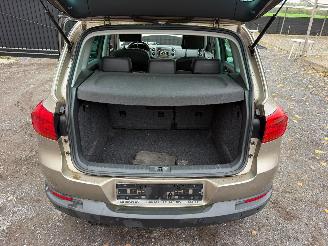 Volkswagen Tiguan 2.0 DTI picture 17