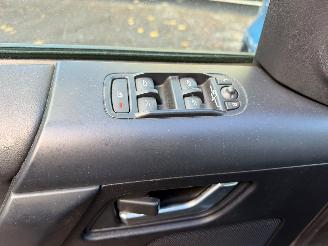 Land Rover Freelander 2 TD4 SE picture 33