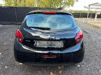 Peugeot 208 1.2 I picture 14