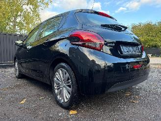 Peugeot 208 1.2 I picture 12