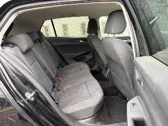 Volkswagen Golf 2.0 TDI picture 21
