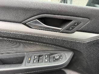 Volkswagen Golf 2.0 TDI picture 32