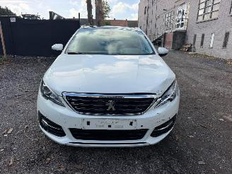 Peugeot 308 II SW FÃ‰LINE picture 6