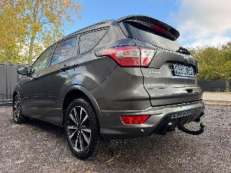 Ford Kuga ST-LINE picture 16