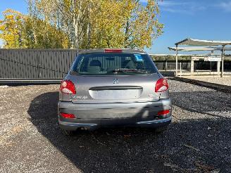 Peugeot 206 1.2I picture 19