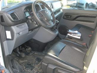 Opel Vivaro 1.5DIESEL EURO 6   AIRCO-NAVIGATIE picture 10