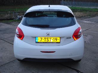 Peugeot 208 1.0 VTI 5 DEURS AIRCO picture 6