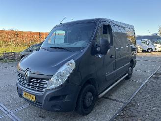 Schade bestelwagen Renault Master 2.3 DCI L1H2 2015/4