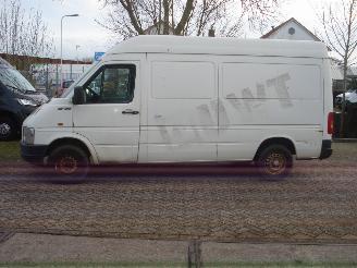 Volkswagen Lt 35 5 CYLINDER 2.5TDI L2-H2 picture 3