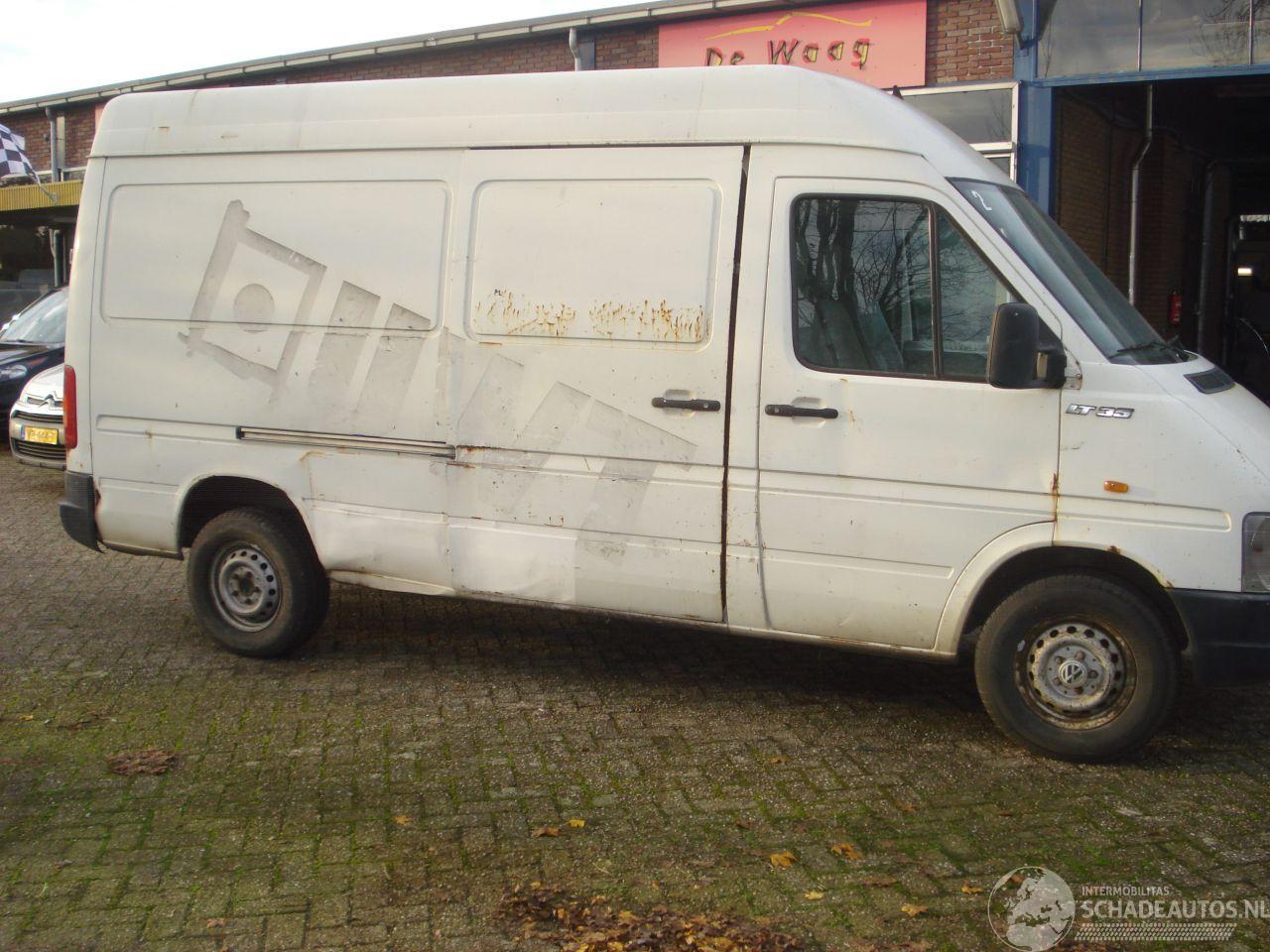 Volkswagen Lt 35 5 CYLINDER 2.5TDI L2-H2