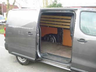 Opel Vivaro AUTOMAAT 2.0CDTI L2-H1 AIRCO picture 10