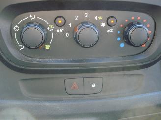 Renault Trafic DUBBELE CABINE 1.6DCI 95PK EURO 6 picture 12