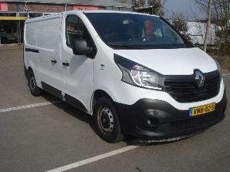 damaged commercial vehicles Renault Trafic L2-H1 1.6DCI 88KW 2016/8