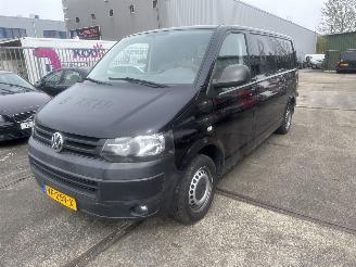 krockskadad bil bedrijf Volkswagen Transporter 2.0 TDI  L2 H1 2013/10