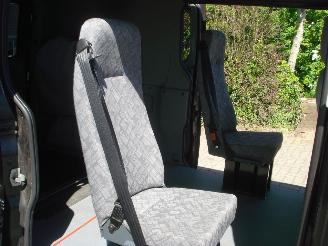 Opel Vivaro ROLSTOEL VERVOER L2-H1 AIRCO 2.5CDTI picture 4