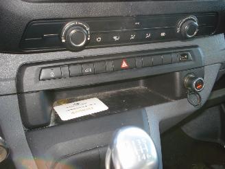 Peugeot Expert 1.5HDI 100PK AIRCO EURO 6 picture 13