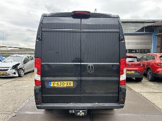 Peugeot Boxer 330 2.0 BLEU HDI  L2H2 PREMIUM PACK picture 3